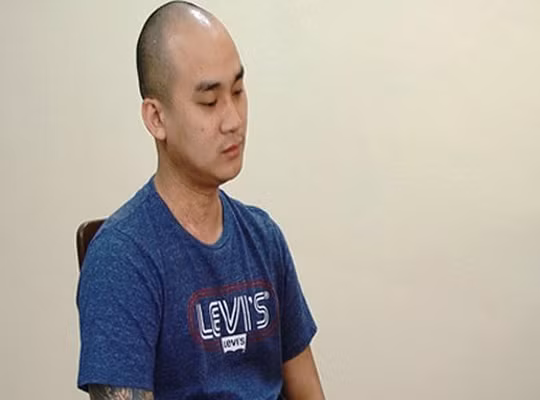 Bị kiểm tra nồng độ cồn, côn đồ đe dọa nổ súng bắn CSGT ảnh 1