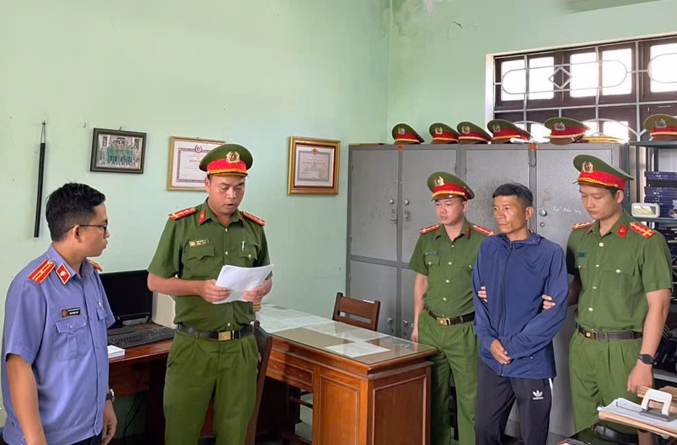 Bắt tạm giam Phạm Hồng Thanh