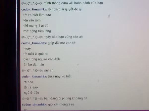 Tác giả trò chuyện với T. qua internet