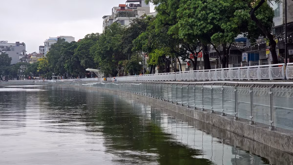 Trao đổi với PV Tiền Phong, đại diện UBND phường Đống Đa cho biết, cho đến nay doanh nghiệp đang thuê mặt bằng đều nhất trí, đồng thuận bàn giao mặt bằng để quận sớm triển khai dự án đưa vào phục vụ nhu cầu của người dân.