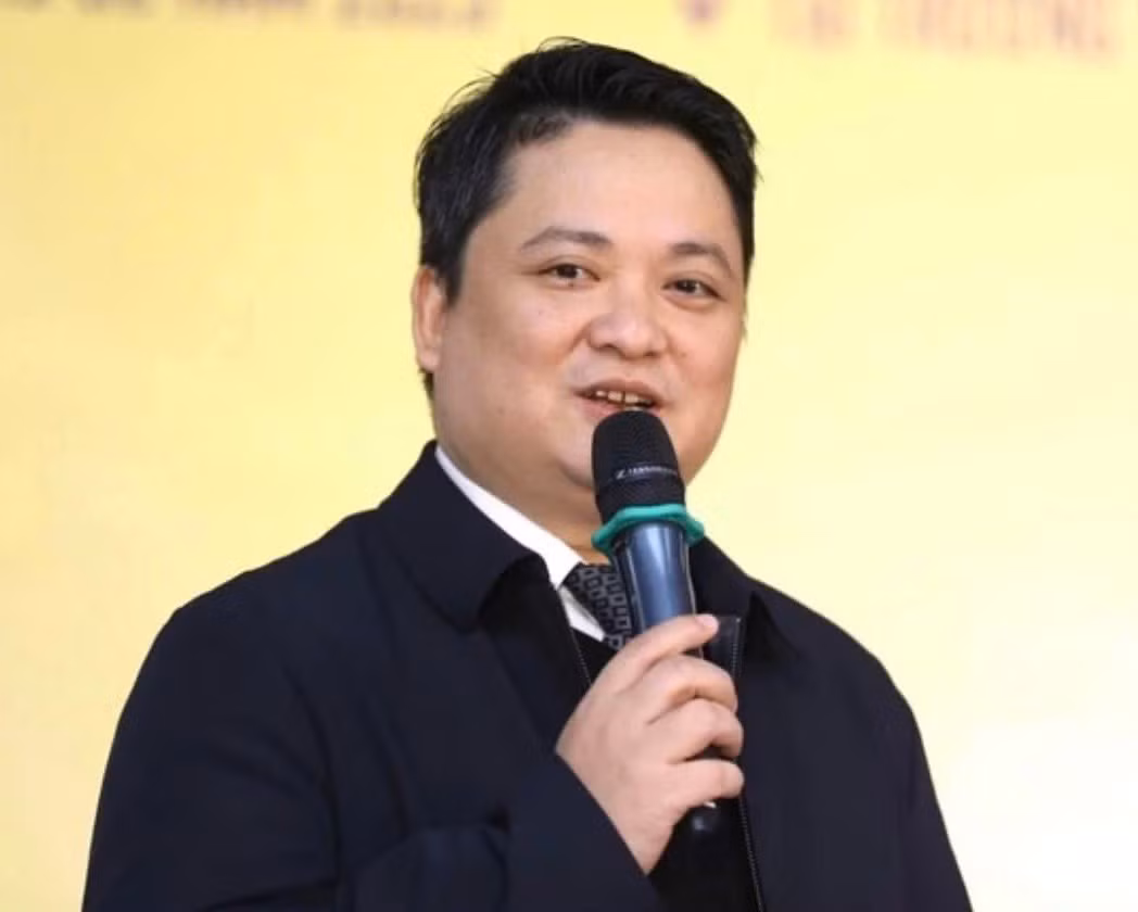 Ông Nghiêm Văn Bình - Trưởng phòng Quản lý thi và Kiểm định chất lượng giáo dục (Sở GD&amp;ĐT Hà Nội), sẽ trực tiếp trả lời các câu hỏi của học sinh lớp 12 về kỳ thi năm nay.