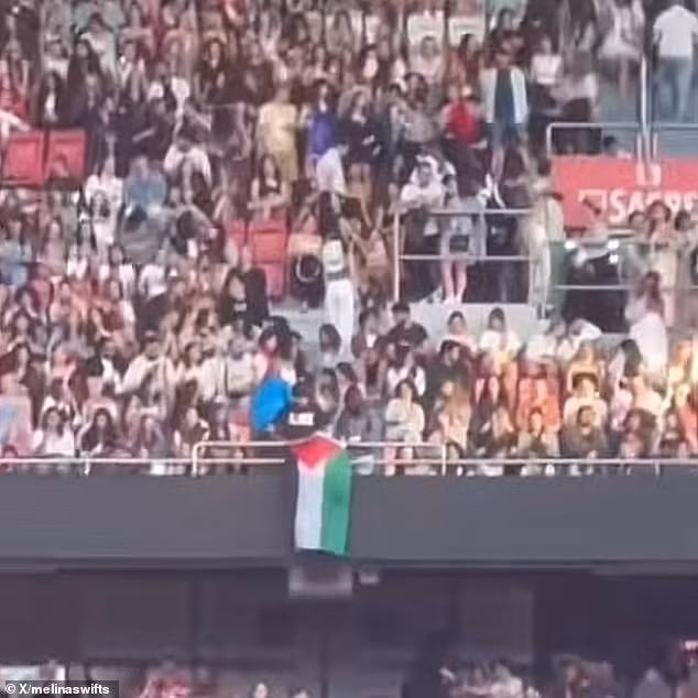Người hâm mộ muốn Taylor Swift tỏ rõ quan điểm về cuộc xung đột Israel - Hamas. Ảnh: X.