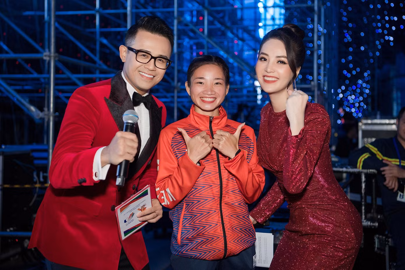 Đêm qua cũng chính là sinh nhật của Á hậu Thụy Vân.