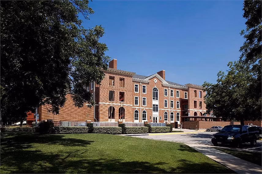 Đại học nữ giới Texas (Texas Woman's University) được biết đến như một cơ sở giáo dục tiên phong dành cho phái nữ và chất lượng đào tạo cao tại M