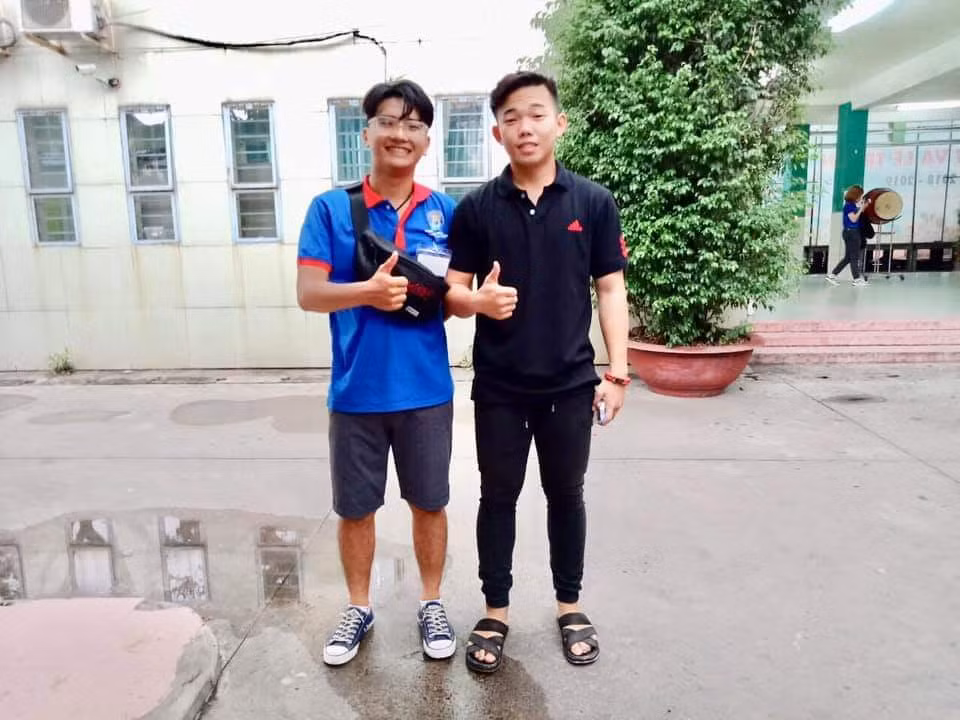 Hôm nay hơn 887.000 thí sinh bắt đầu 'vượt vũ môn' ảnh 6