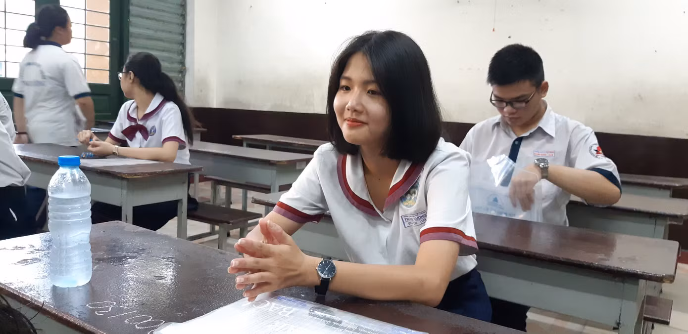 Bất ngờ 17 thí sinh đạt mức điểm 9,5 môn Ngữ văn ảnh 1