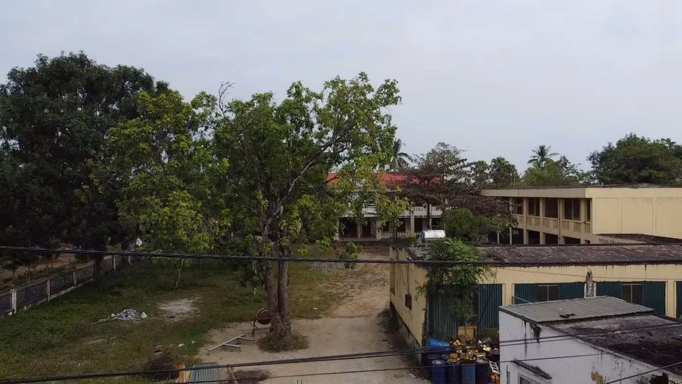 Trường tiểu học Quảng Giao, huyện Quảng Xương (Thanh Hoá) bỏ hoang nhiều năm nay