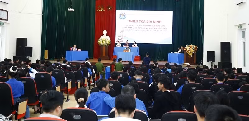 Toàn cảnh phiên tòa giả định