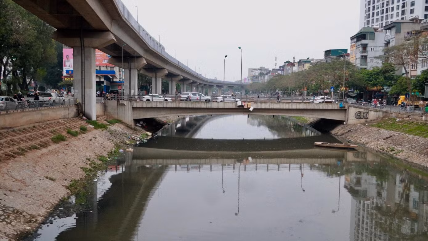 Sau khi hoàn thành dự án, toàn bộ nước thải đang trực tiếp đổ vào sông Tô Lịch sẽ được gom lại để xử lý. Dự án được kỳ vọng sẽ xóa bỏ tình trạng ô nhiễm môi trường kéo dài hàng chục năm qua tại dòng sông chết này.