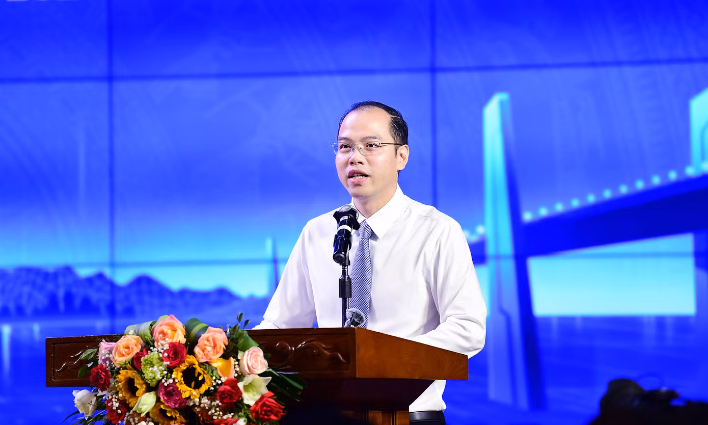 Anh Nguyễn Tiến Hưng – Phó Chủ tịch T.Ư Hội Sinh viên Việt Nam, Phó Bí thư Thành Đoàn, Chủ tịch Hội SVVN Thành phố Hà Nội cho biết: Ngày hội “Sinh viên 5 tốt” năm nay tiếp tục là sân chơi bổ ích, sáng tạo và ý nghĩa dành cho sinh viên Thủ đô. Ngày hội thu hút sự tham gia của hơn 5.000 hội viên, sinh viên đến từ 58 cơ sở Đoàn và 41 cơ sở Hội trực thuộc Thành Đoàn - Hội Sinh viên Việt Nam Thành phố Hà Nội.