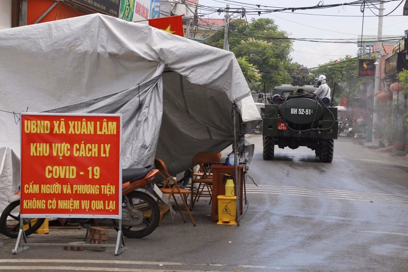 Dự kiến, 17 giờ ngày 28/5, công tác tiêu độc, khử trùng tại Bắc Ninh của Binh chủng Hóa học sẽ kết thúc