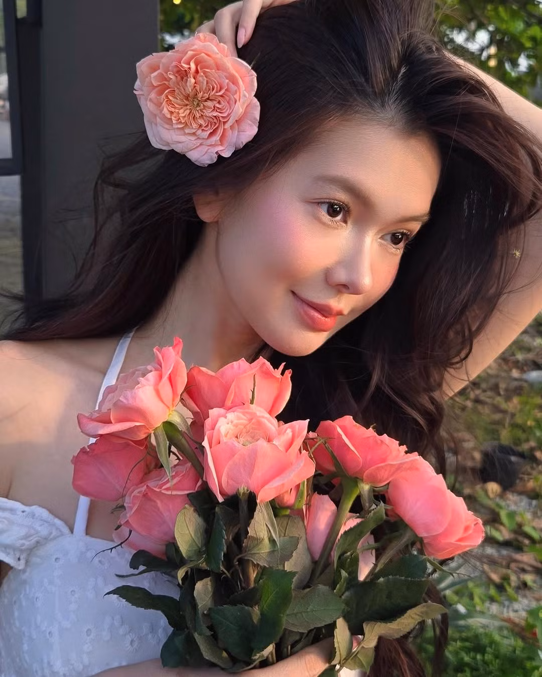 Ban đầu Yên Đan được biết đến với vai trò sáng tạo nội dung, sau đó giành ngôi vị quán quân chương trình thực tế Ngôi sao chốt đơn vào năm ngoái.