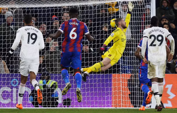 De Gea bất lực trước cú sút quá đẹp của Olise