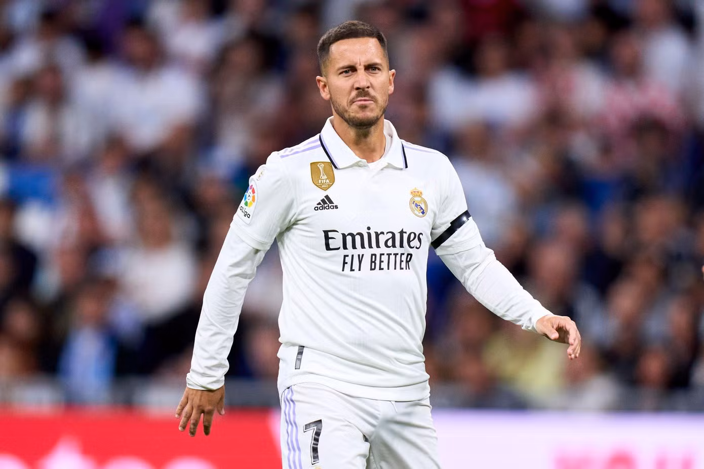 Hazard chính thức chia tay Real Madrid sau 4 năm "thảm họa"