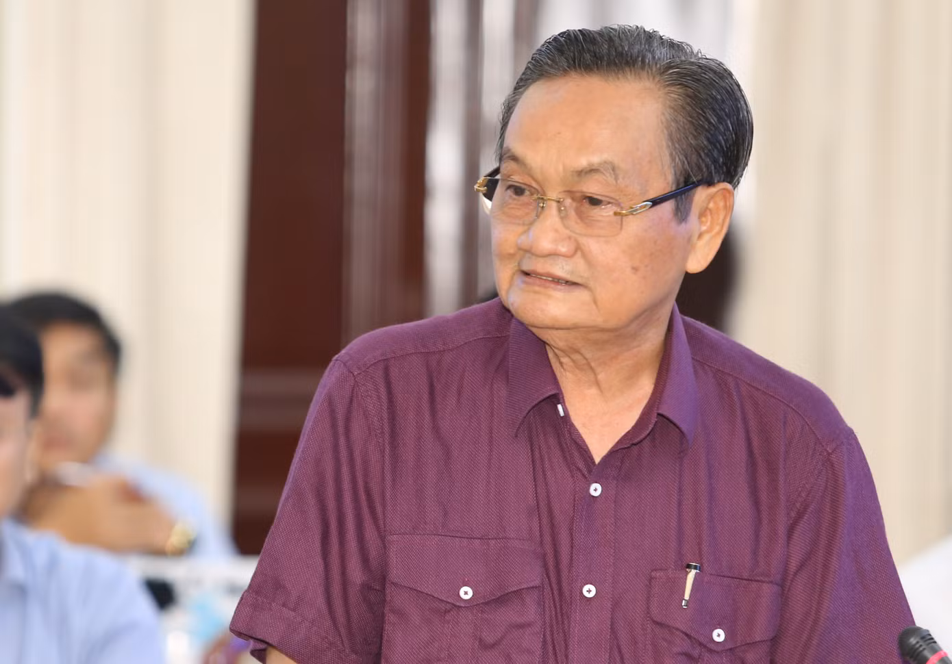 TS. Trần Du Lịch trao đổi tại buổi họp. Ảnh: Ngô Tùng