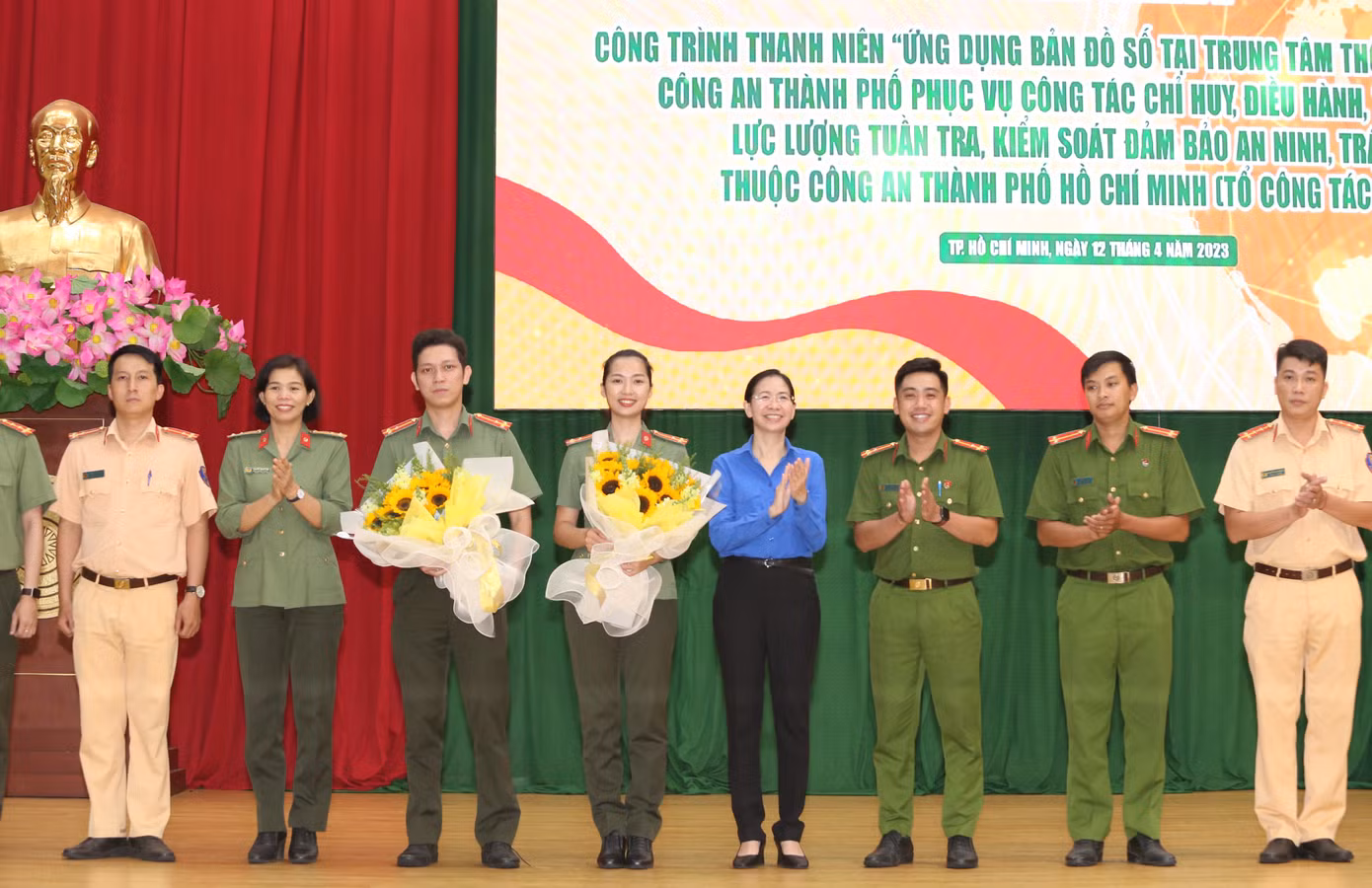 Ra mắt tổ thường trực thực hiện nhiệm vụ tại Trung tâm thông tin chỉ huy CATP.