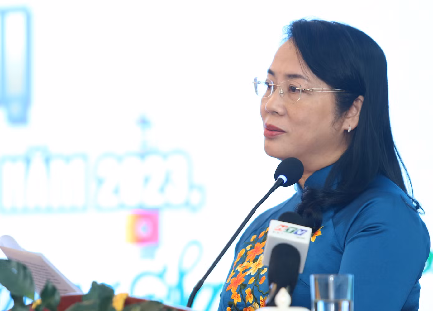 Bà Trần Kim Yến phát động chương trình “Vì Trường Sa xanh” (Ảnh: Ngô Tùng).