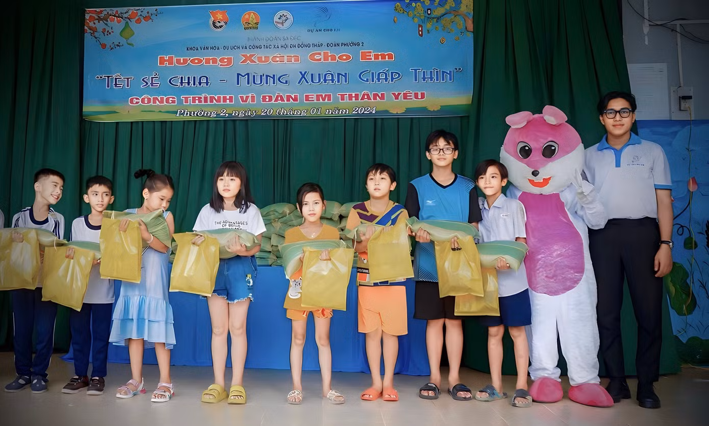 Ngọc Hải luôn tích cực trong công tác tình nguyện.