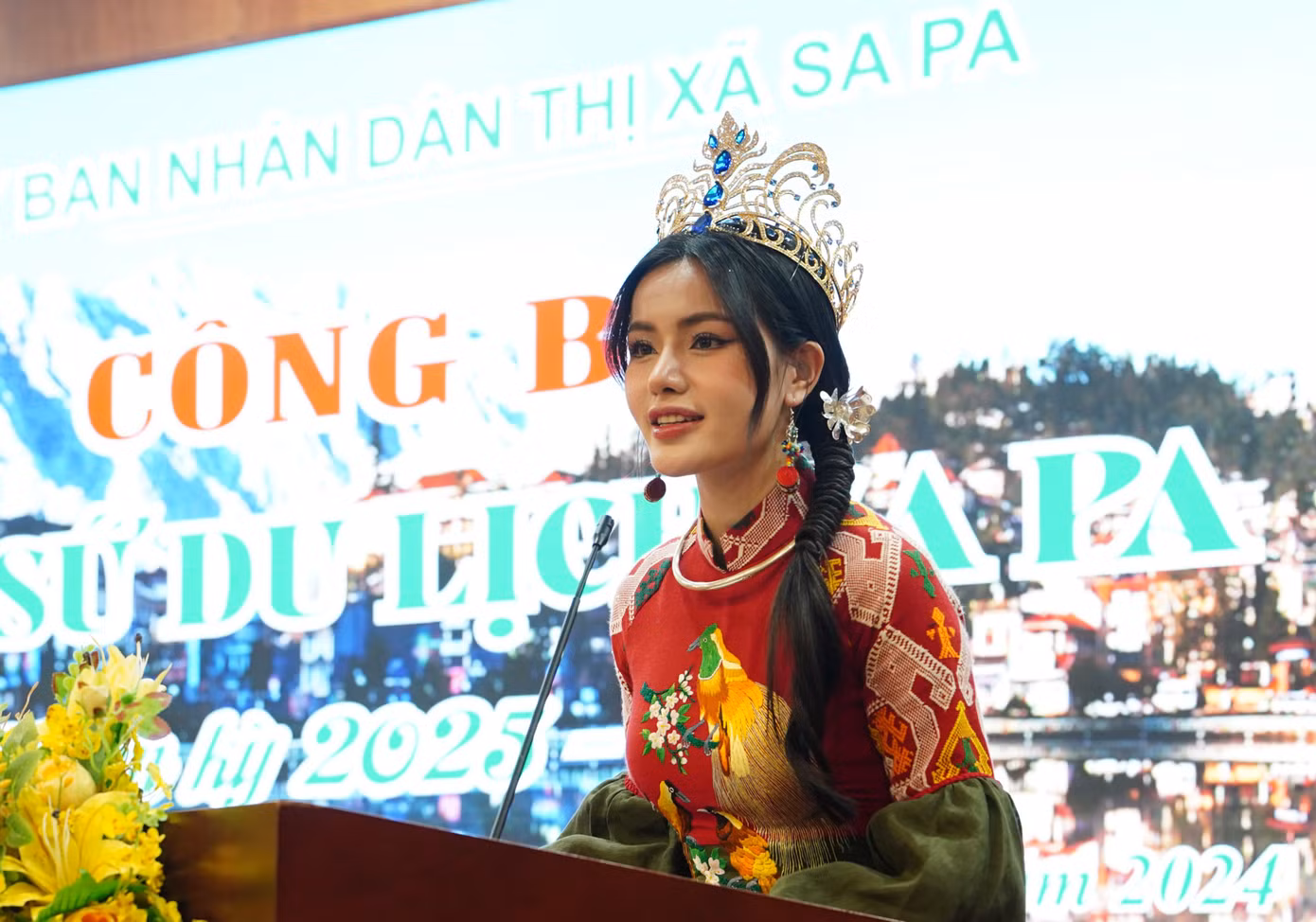 Đại sứ du lịch Sa Pa Phạm Ngọc Quỳnh phát biểu trong chương trình.