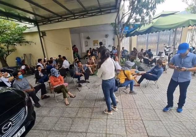 Phòng công chứng đất đai trên địa bàn Phú Mỹ (Bà Rịa - Vũng Tàu) nườm nượp khách đến giao dịch chuyển nhượng
