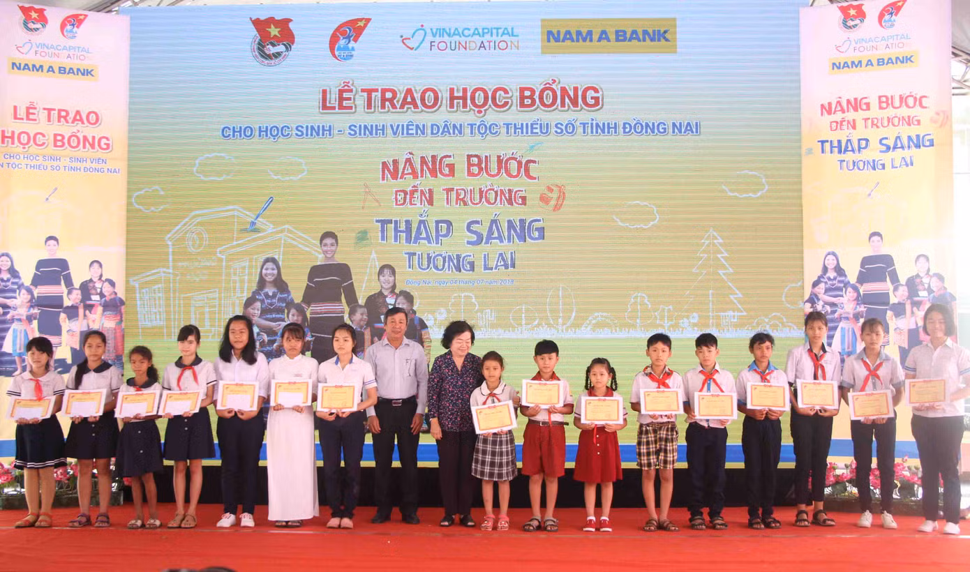 Hoa hậu H'Hen Niê khuyên bạn trẻ đặt mục tiêu và thực hiện ước mơ ảnh 2