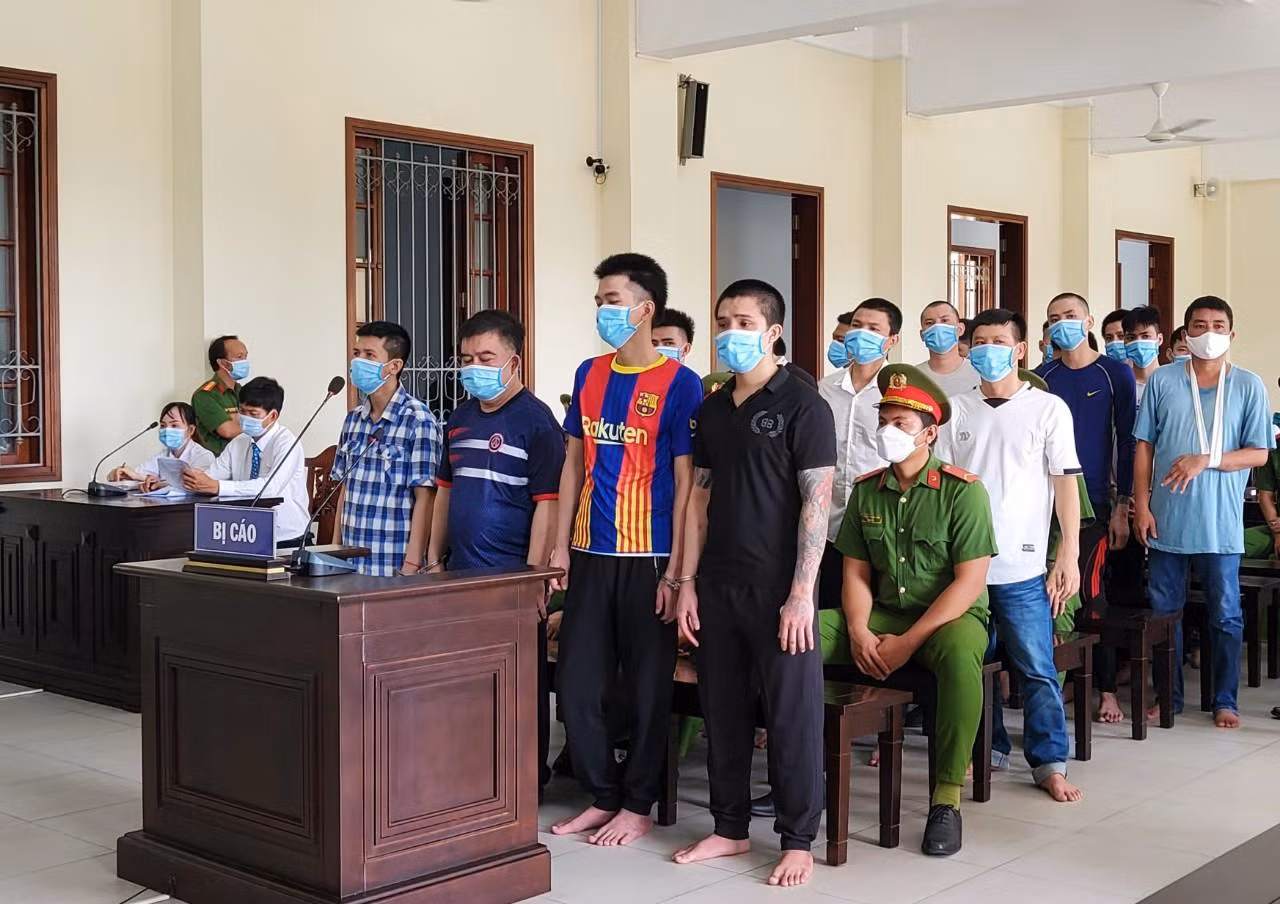 Các bị cáo tại phiên toà - Ảnh: Kim Hà.