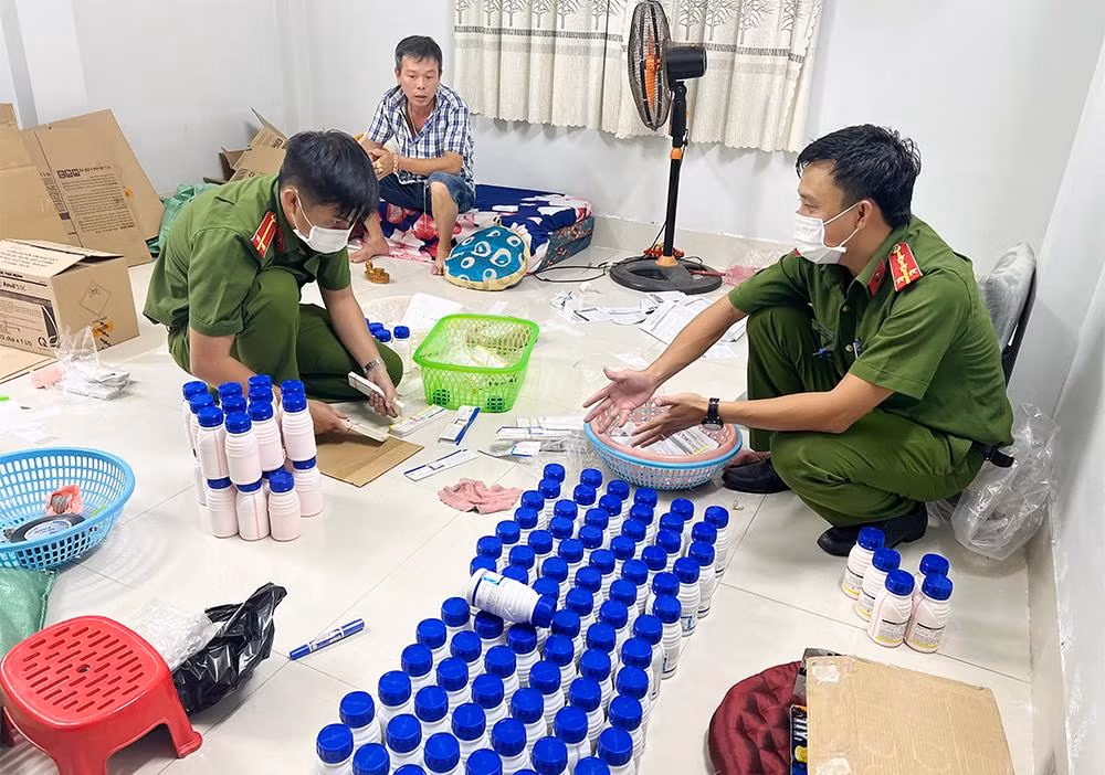 Lực lượng công an kiểm tra tại nơi Giác thuê ở.