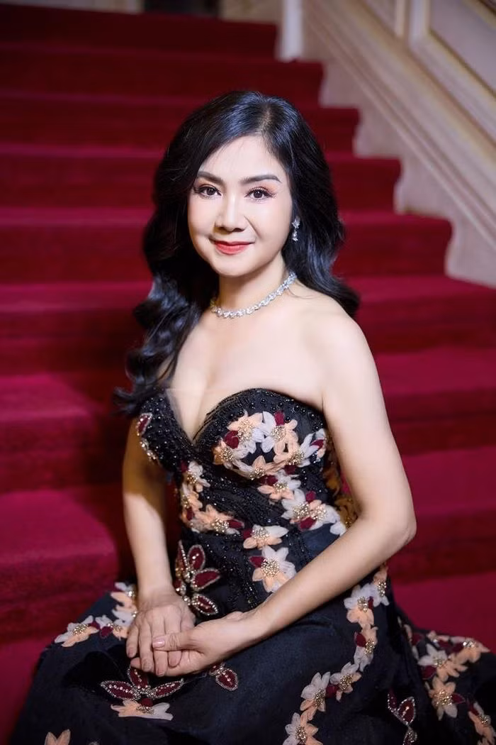 NSND Thu Hà ở tuổi 54.