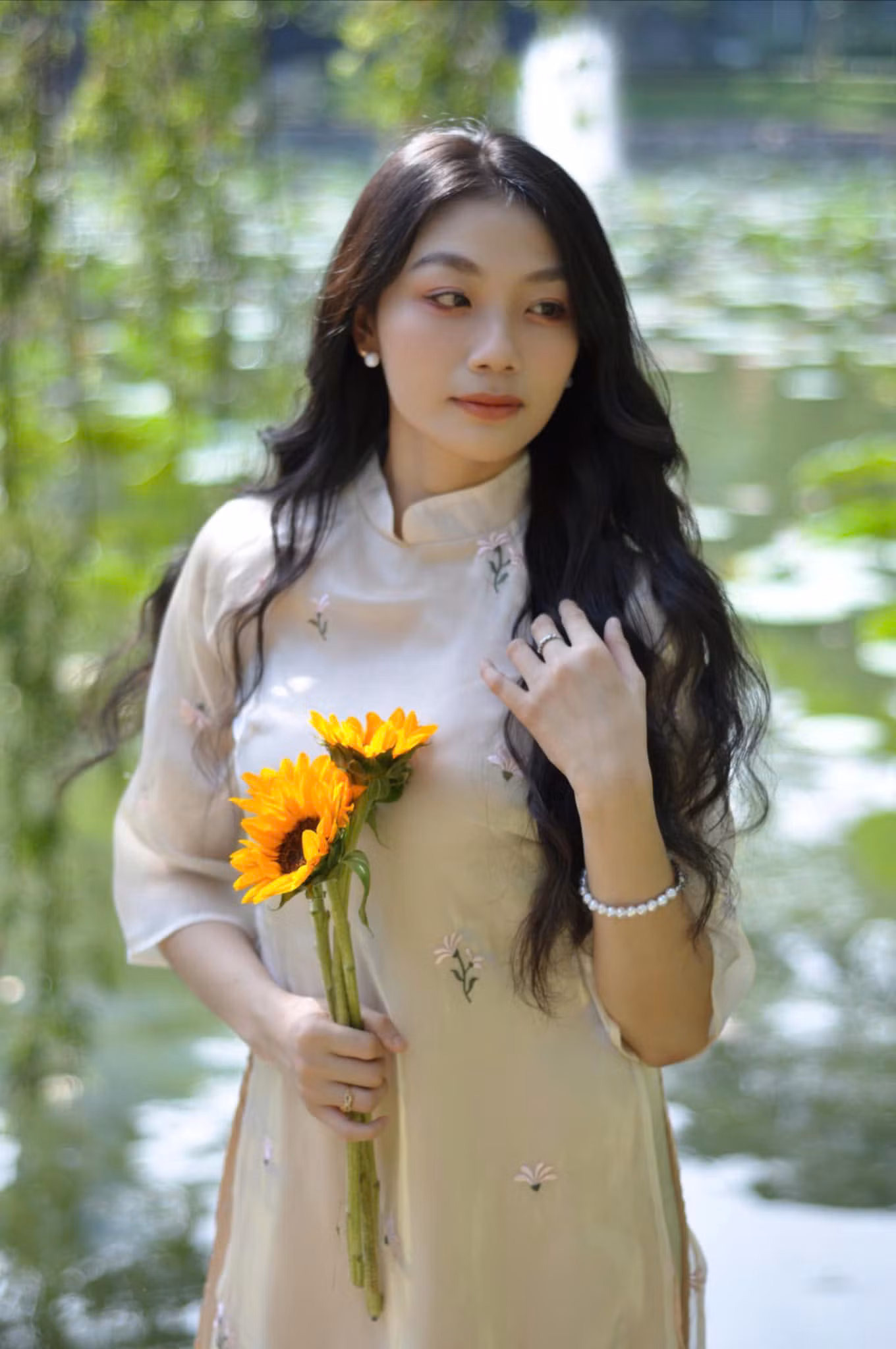 Nguyễn Nhật Anh Thư.