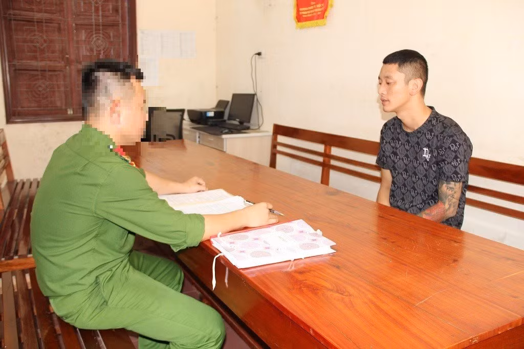 Đối tượng tại cơ quan Công an