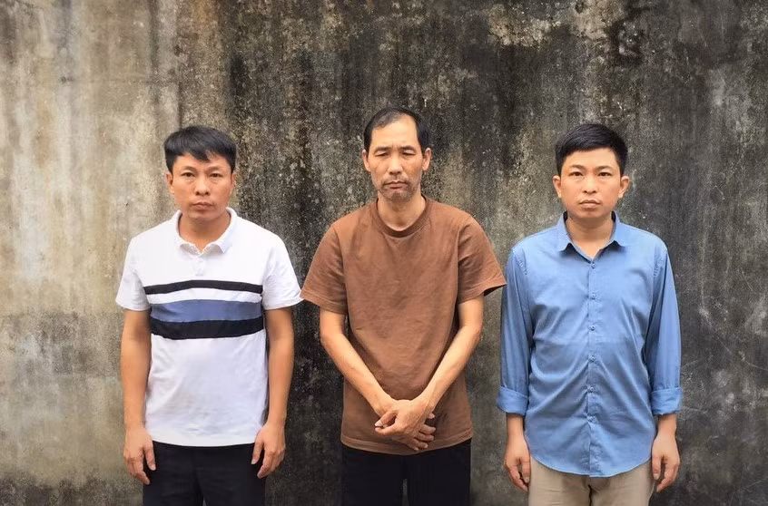 Các đối tượng Hồ Văn Tam (giữa), Phạm Khương Duy và Phạm Việt Thắng.