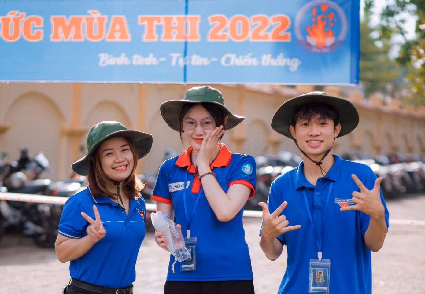 “Năm ngoái, khi là thành viên đội Thanh niên tình nguyện, lần đầu được tham gia Tiếp sức mùa thi, em cảm thấy rất vui và khá thú vị, có thể góp phần nhỏ giúp đỡ thí sinh và phụ huynh. Năm nay, với vai trò là Đội trưởng đội Thanh niên tình nguyện, em phải quản lý sắp xếp các bạn tình nguyện viên để đạt được kết quả tốt, để mùa thi thành công nhất”, Tâm Tâm chia sẻ.