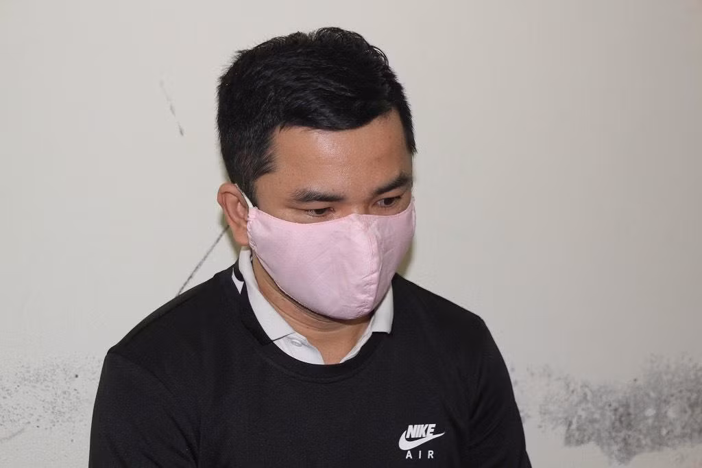 Đối tượng Nguyễn Quốc Sơn tại cơ quan công an