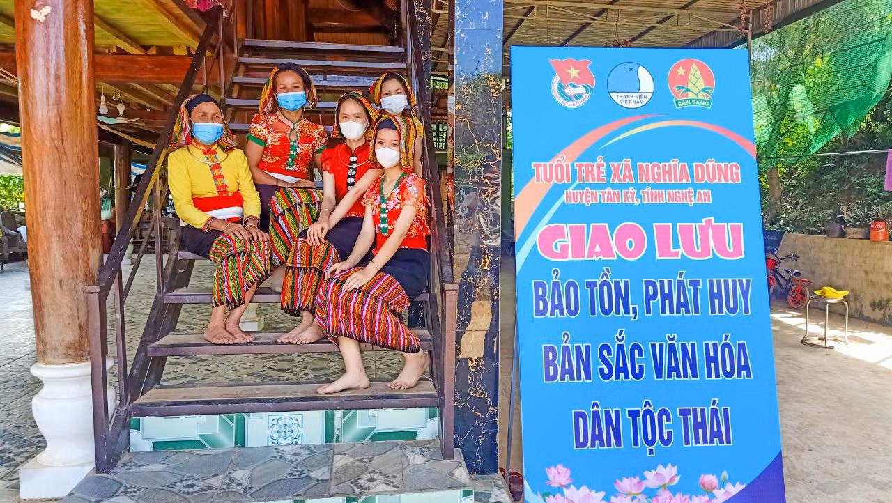 Anh Nguyễn Văn Hùng – Bí thư Chi đoàn xã Nghĩa Dũng cho biết : "Đây là hoạt động ý nghĩa trong phong trào tuổi trẻ chung tay xây dựng nông thôn mới của xã Nghĩa Dũng. Người trẻ ngày hôm nay mong muốn tiếp tục giữ gìn, phát huy bản sắc văn hoá dân tộc, gìn giữ truyền thống đoàn kết của đồng bào dân tộc Thái nói riêng và các dân tộc thiểu số tại Tân Kỳ nói chung".