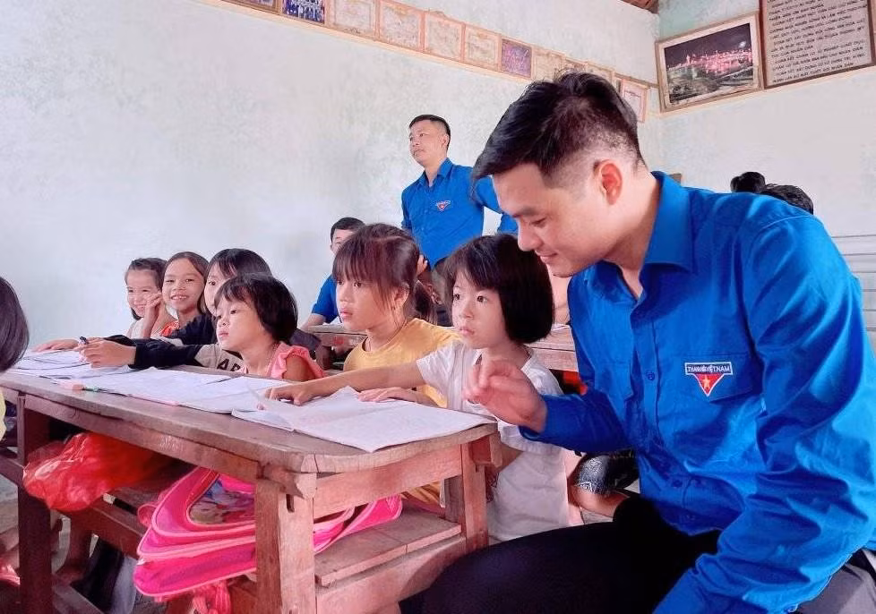 Từ đầu tháng 6 đến nay, toàn tỉnh thành lập gần 90 đội hình tình nguyện phục vụ chiến dịch với hơn 2.500 đoàn viên, học sinh tham gia thực hiện các hoạt động tình nguyện vì cộng đồng.