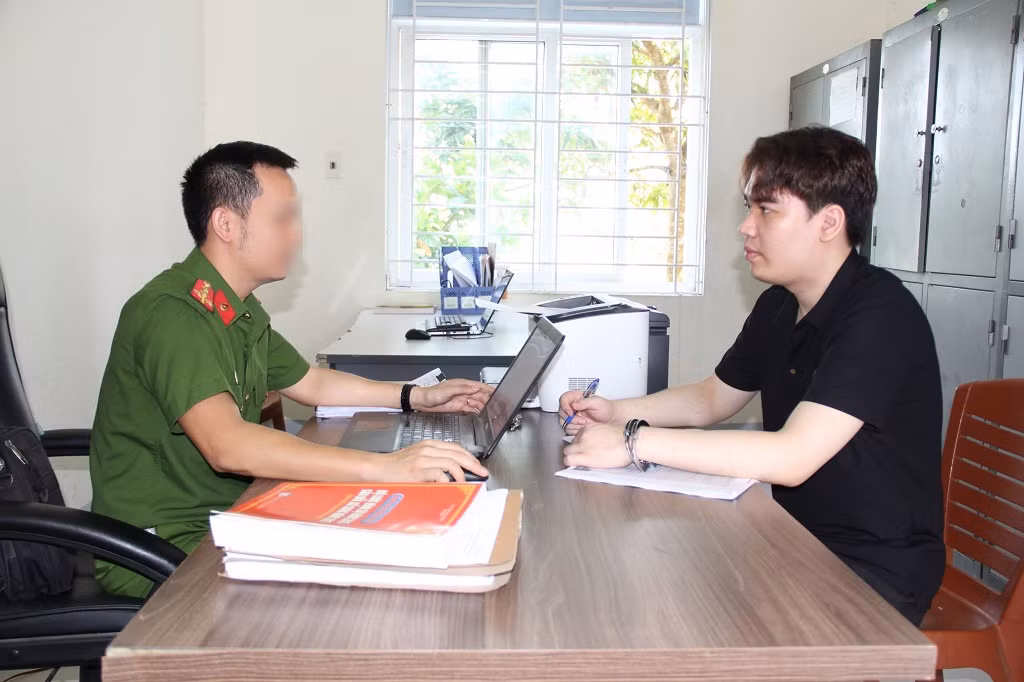 Đối tượng Tiến tại cơ quan Công an