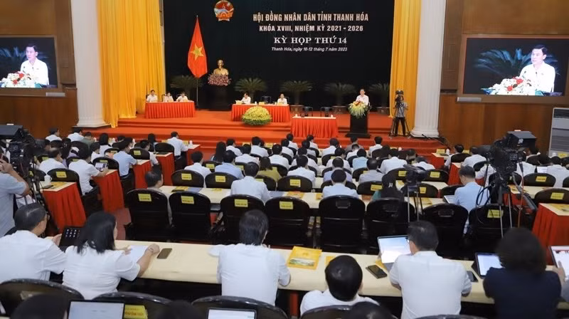 Toàn cảnh phiên chất vấn chiều 11/7.