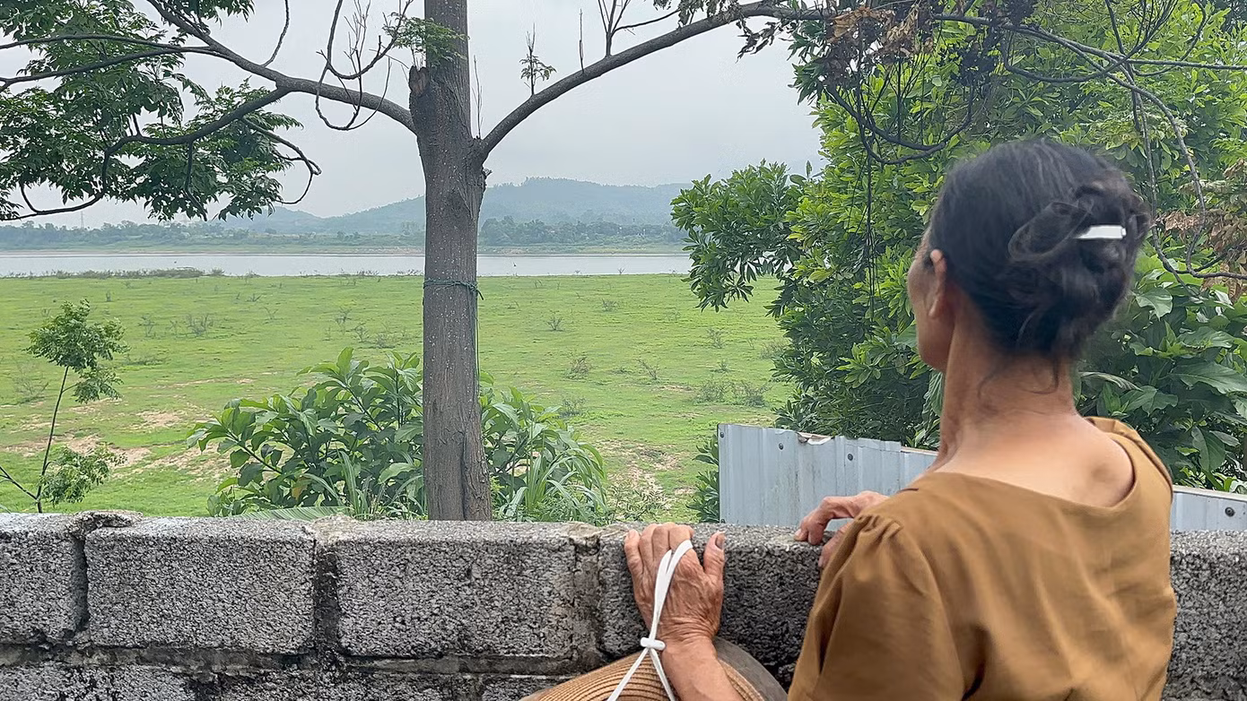 Bãi bồi ven sông Đà thuộc khu 1, xã Tu Vũ.