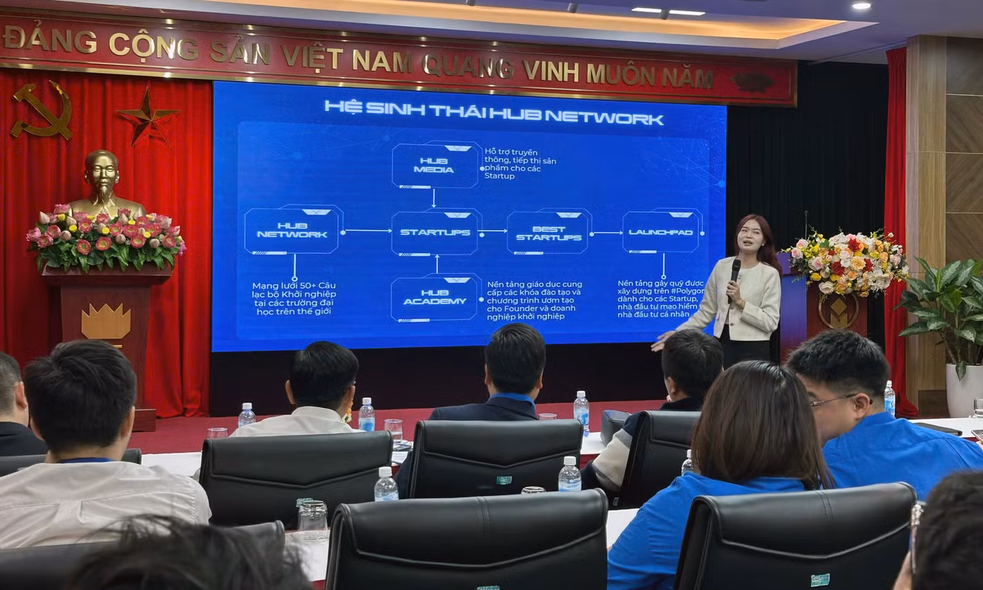 Đại diện Hub Network trình bày tại chương trình. Ảnh: BTC