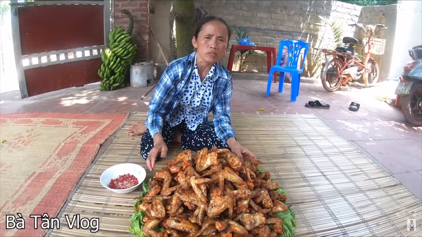 Cơ ngơi 3 tầng nhà bà Tân Vlog ở Bắc Giang ảnh 21