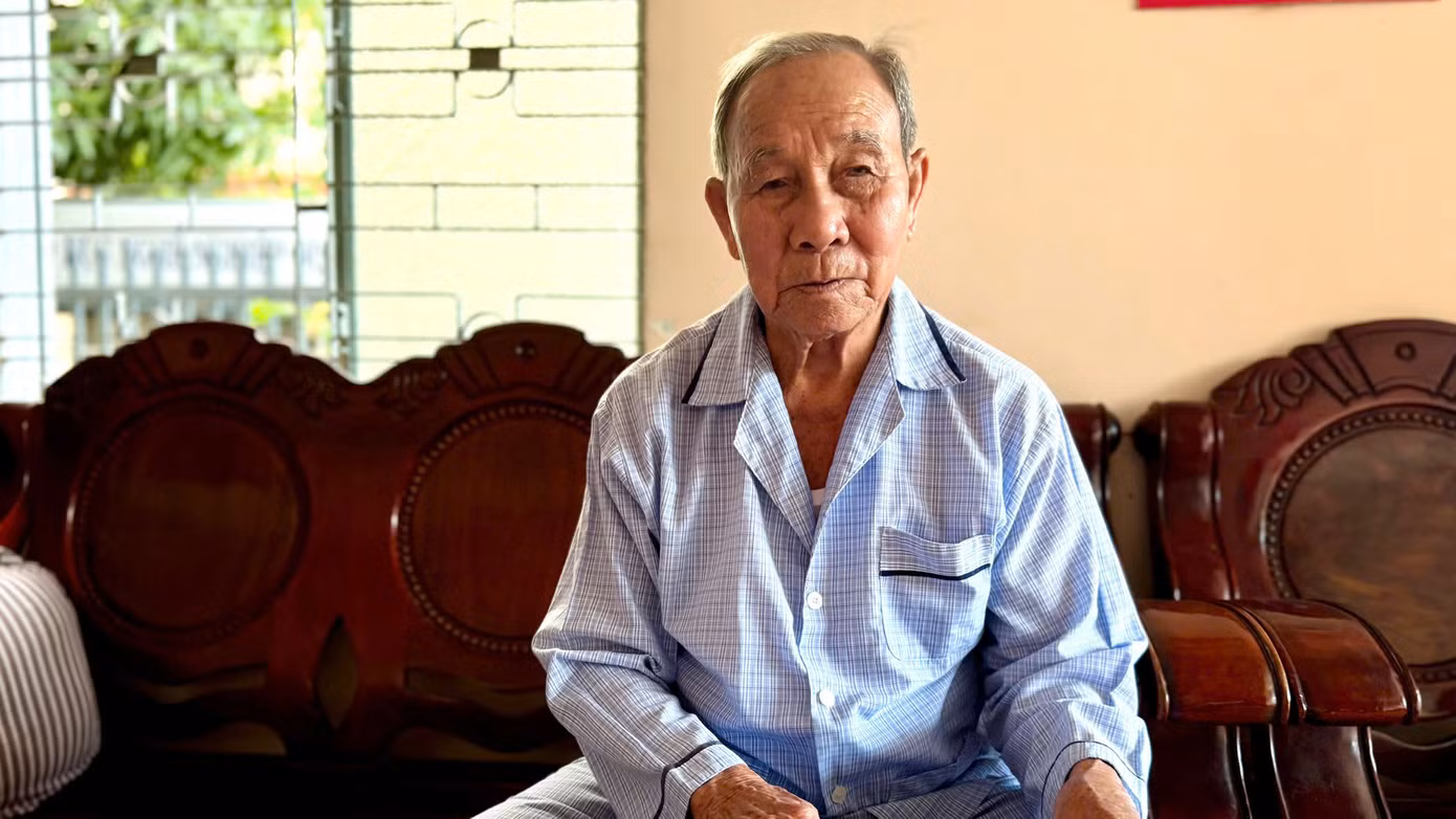 Ông Mãn Tấn Dũng, nguyên Bí thư Tỉnh ủy Thuận Hải.