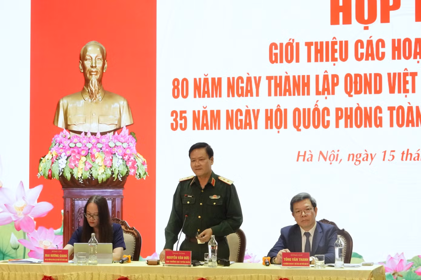 Lãnh đạo Cục Tuyên huấn (Tổng cục Chính trị QĐND Việt Nam), Cục Báo chí (Bộ Thông tin và Truyền thông), Vụ Báo chí - Xuất bản (Ban Tuyên giáo Trung ương) đồng chủ trì họp báo.