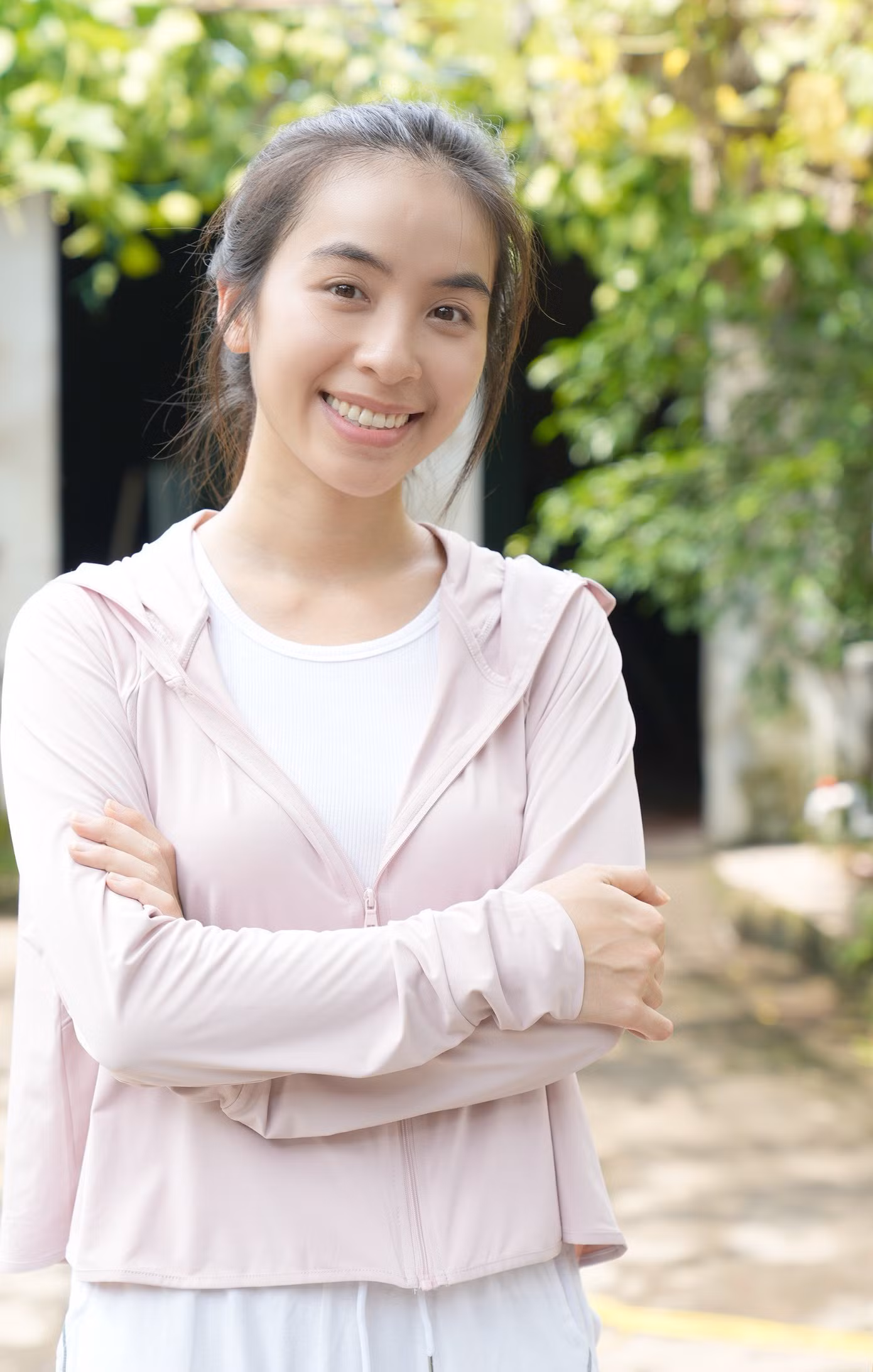 Diễn viên Trần Vân tái hợp với Duy Hưng trong phần 2 của bộ phim Phố trong làng (năm 2021). Trở lại màn ảnh nhỏ với Làng trong phố, Trần Vân cảm thấy hồi hộp. Cô chia sẻ về áp lực khi trở thành tuyến diễn chính của phim.