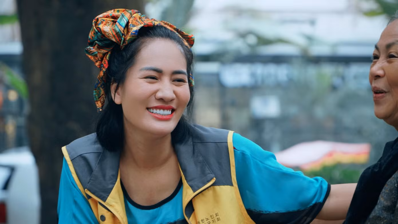Vai Bình mang màu sắc mới, khác lạ hoàn toàn so với những vai diễn trước kia của Minh Cúc.