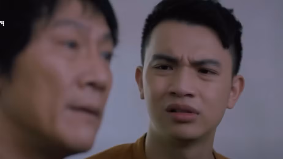 Hai bố con Lưu "tranh nhau" bán thận. Ảnh: CMH.