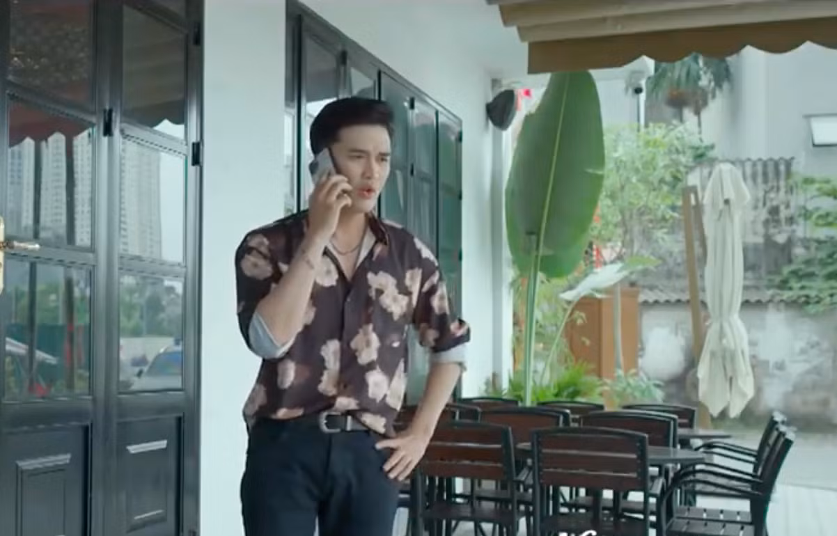 Trí (Trung Tuấn) thông báo với Gia An (Lãnh Thanh) việc Mai Anh (Minh Thu) mất tích. Ảnh: CMH. Trí (Trung Tuấn) thông báo với Gia An (Lãnh Thanh) việc Mai Anh (Minh Thu) mất tích. Ảnh: CMH.