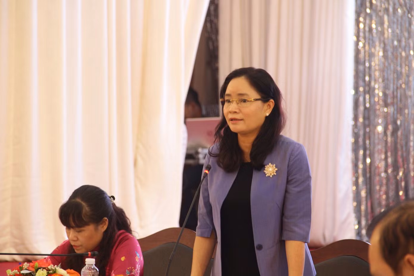 Thứ trưởng Bộ VHTTDL Trịnh Thị Thuỷ nêu rõ phải nâng cao nhận thức của các cấp quản lý, doanh nghiệp và người dân về những quy định pháp luật. Thứ trưởng Bộ VHTTDL Trịnh Thị Thuỷ nêu rõ phải nâng cao nhận thức của các cấp quản lý, doanh nghiệp và người dân về những quy định pháp luật.