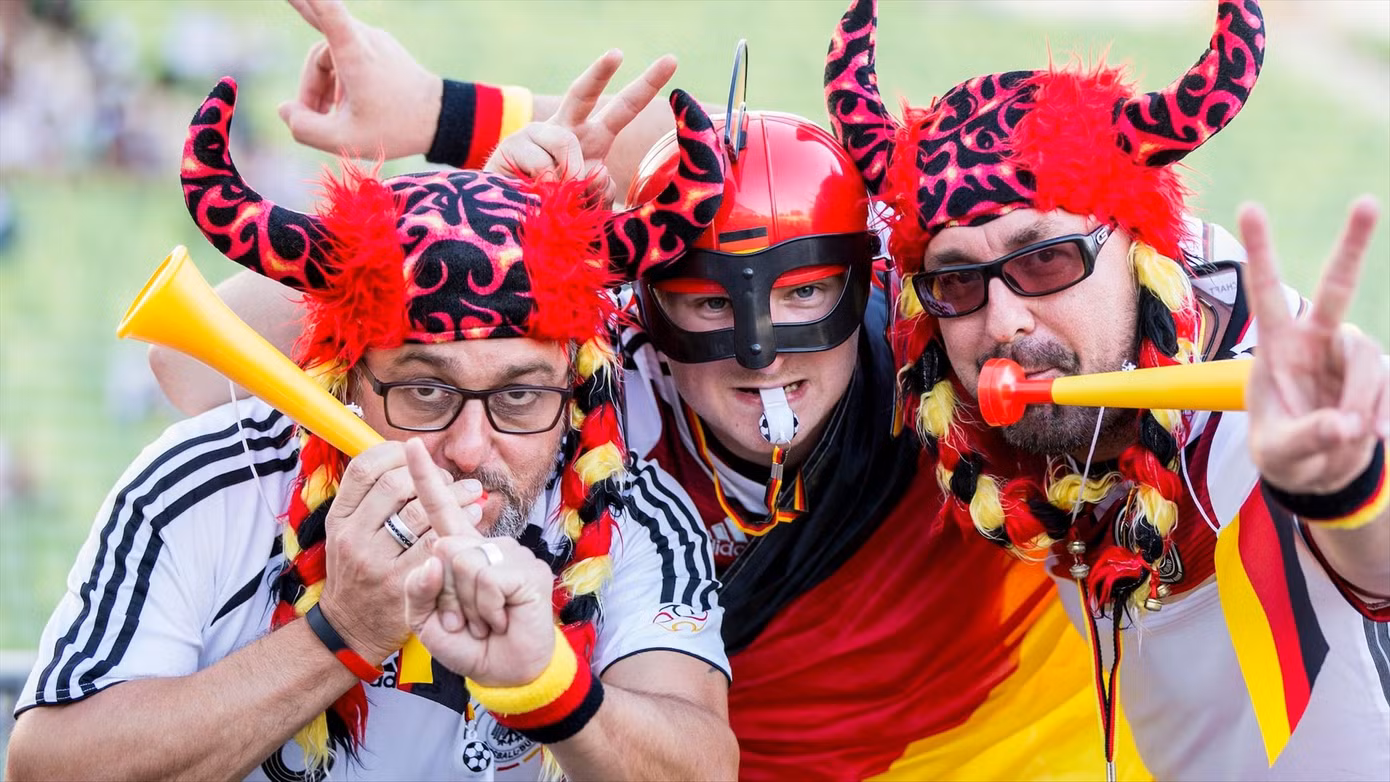 Người hâm mộ bóng đá Đức chuẩn bị bước vào mùa hè EURO 2024. Ảnh: Getty Images