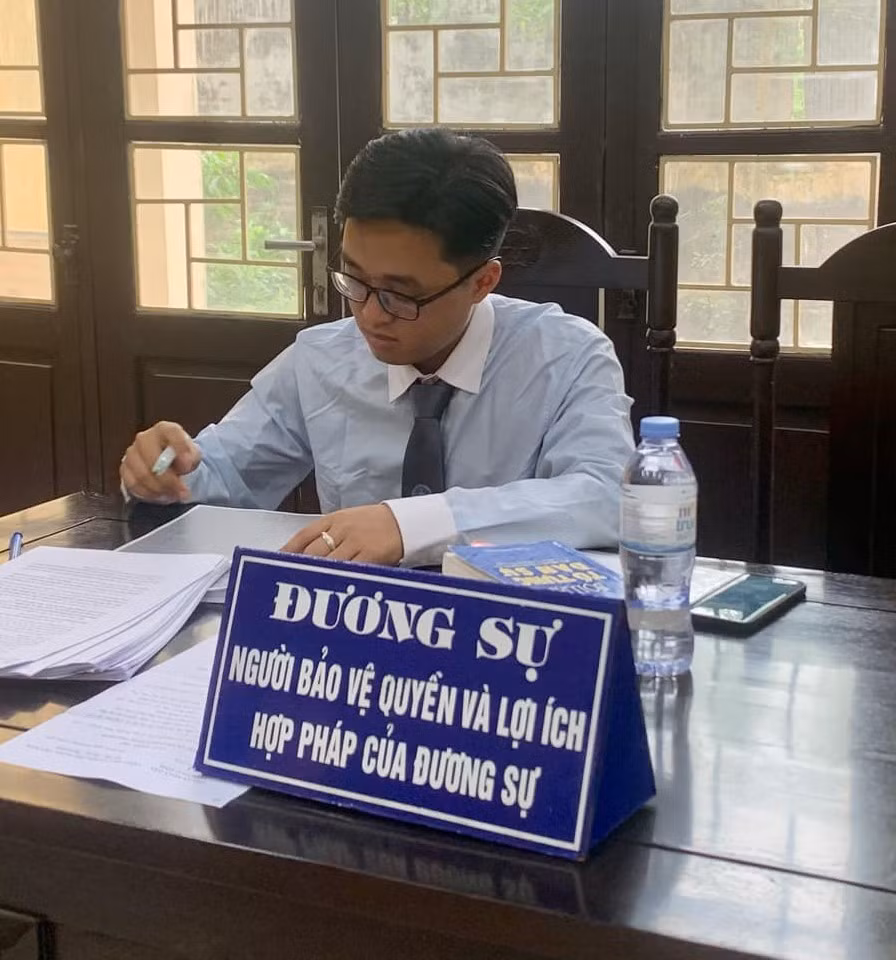 Luật sư Đường Nam Khánh cho biết trong trường hợp vi phạm nghiêm trọng, những cá nhân hoặc tổ chức liên quan có thể bị xử lý hình sự theo Điều 192 Bộ luật Hình sự 2015 với mức án cao nhất có thể lên đến 15 năm tù. (Ảnh: NVCC)