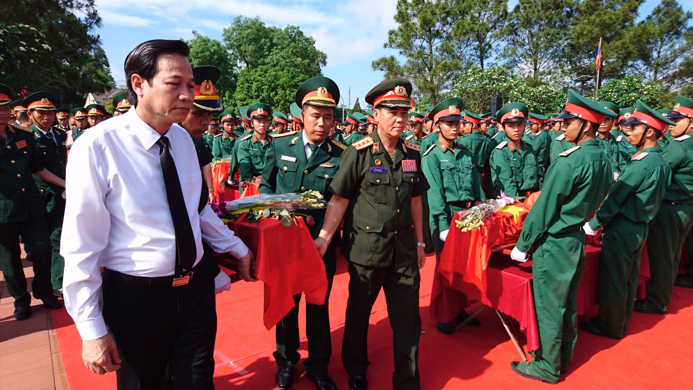 Đưa 104 liệt sĩ về với đất mẹ ảnh 8